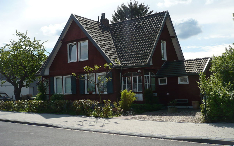 Zwangsversteigerung Zweifamilienhaus mit Pkw-Garage in 41517 Grevenbroich